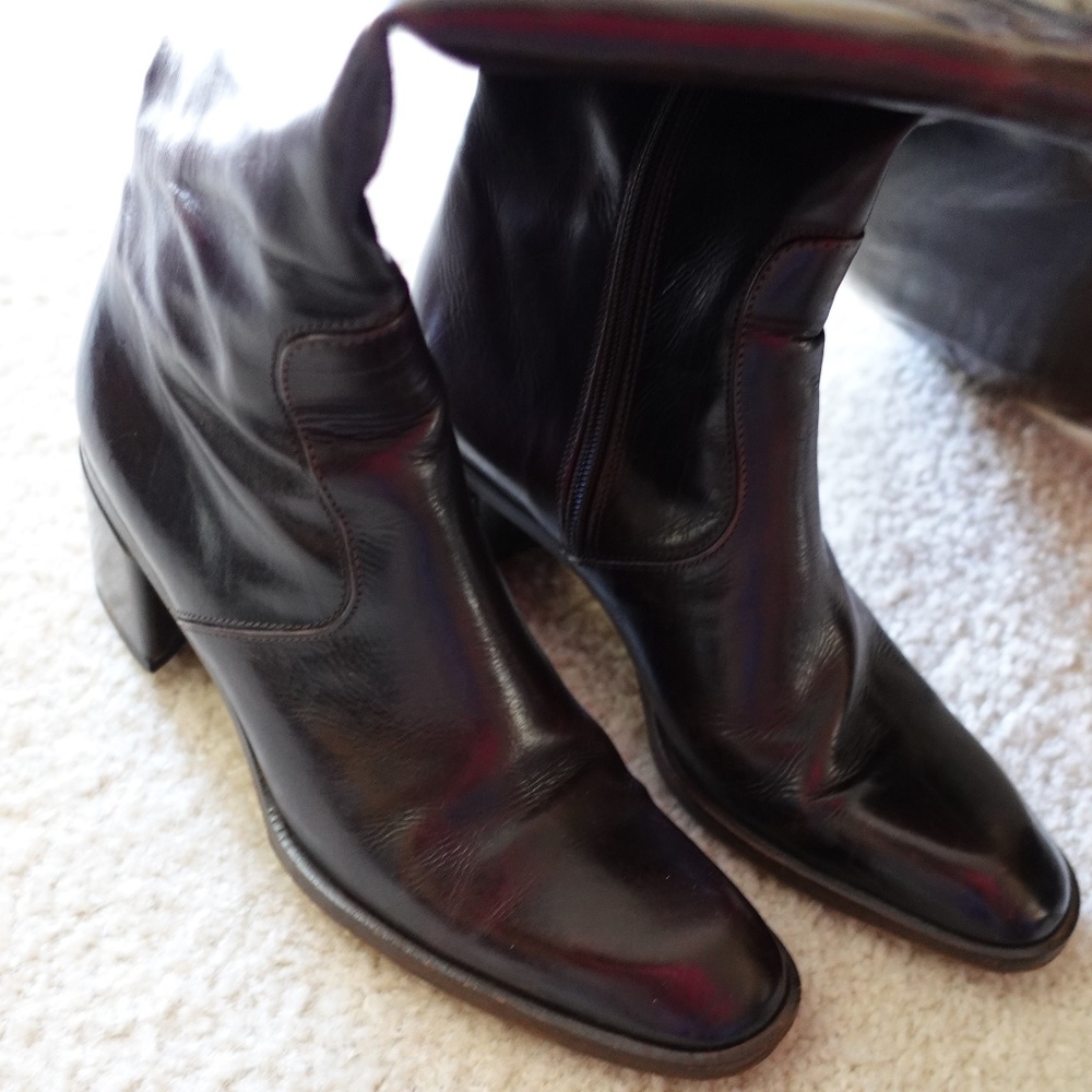 Maroon Midrise Boot